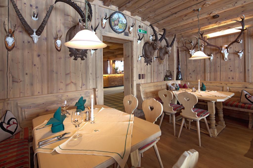 Hotel Bergland Пертизау Екстериор снимка