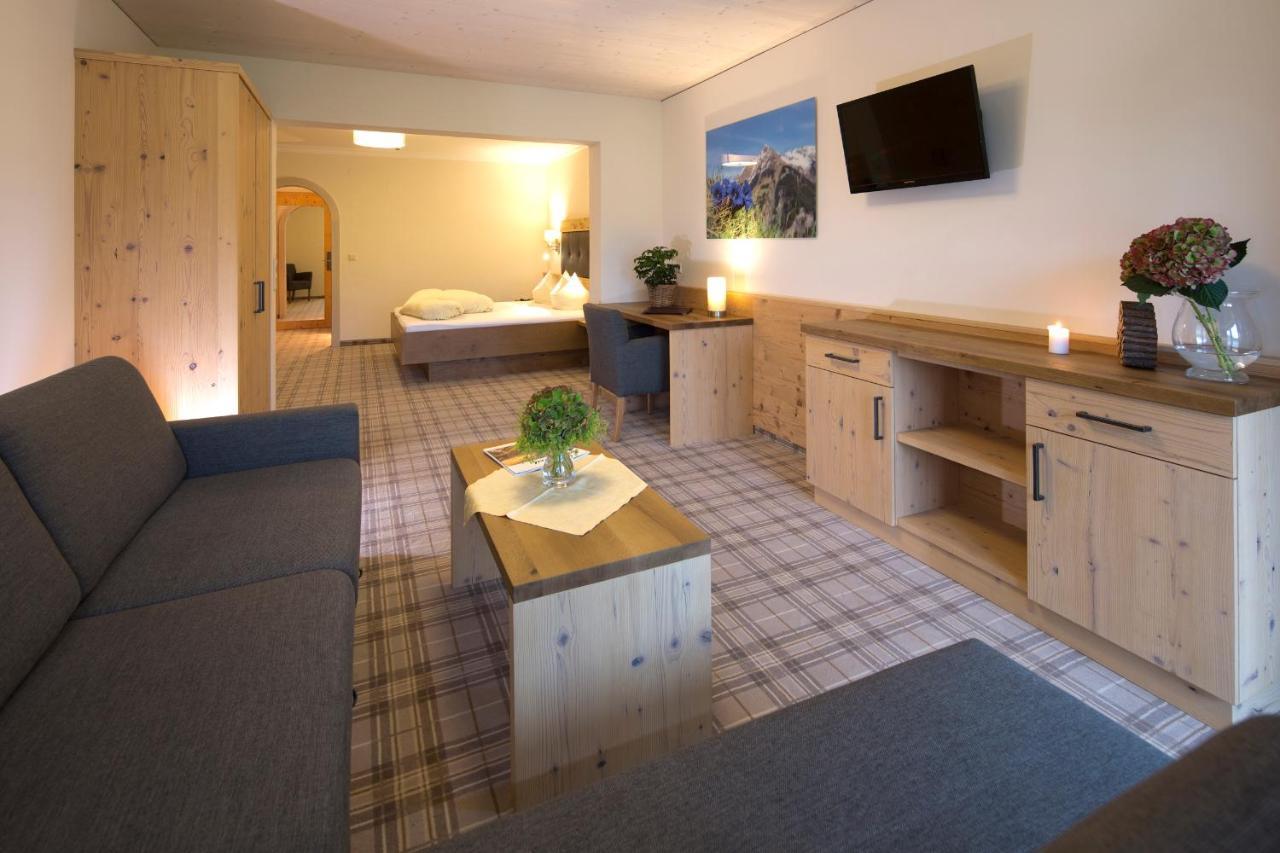 Hotel Bergland Пертизау Екстериор снимка
