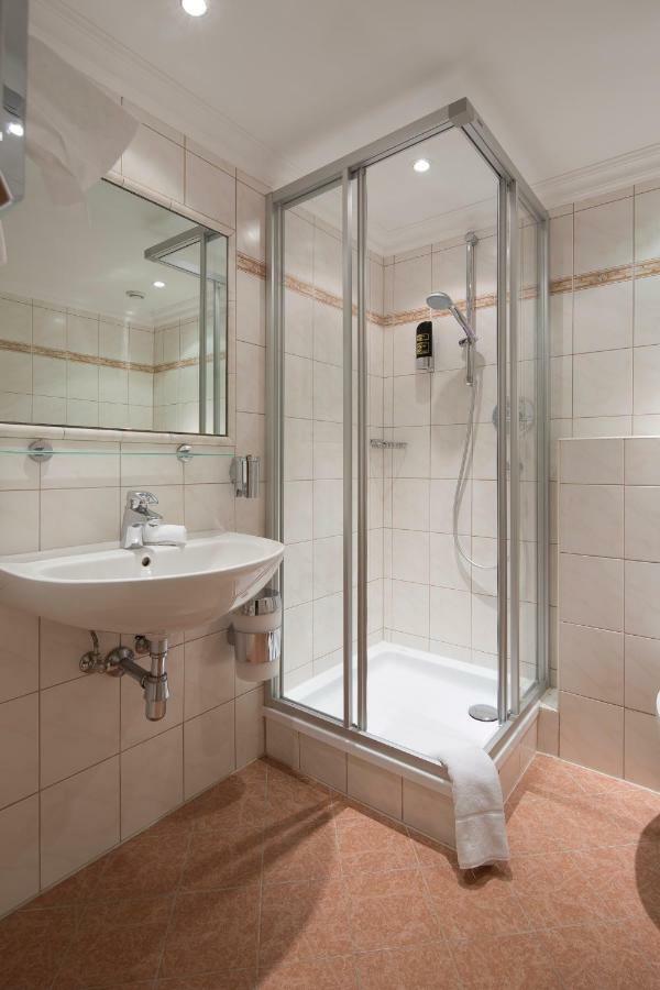 Hotel Bergland Пертизау Екстериор снимка