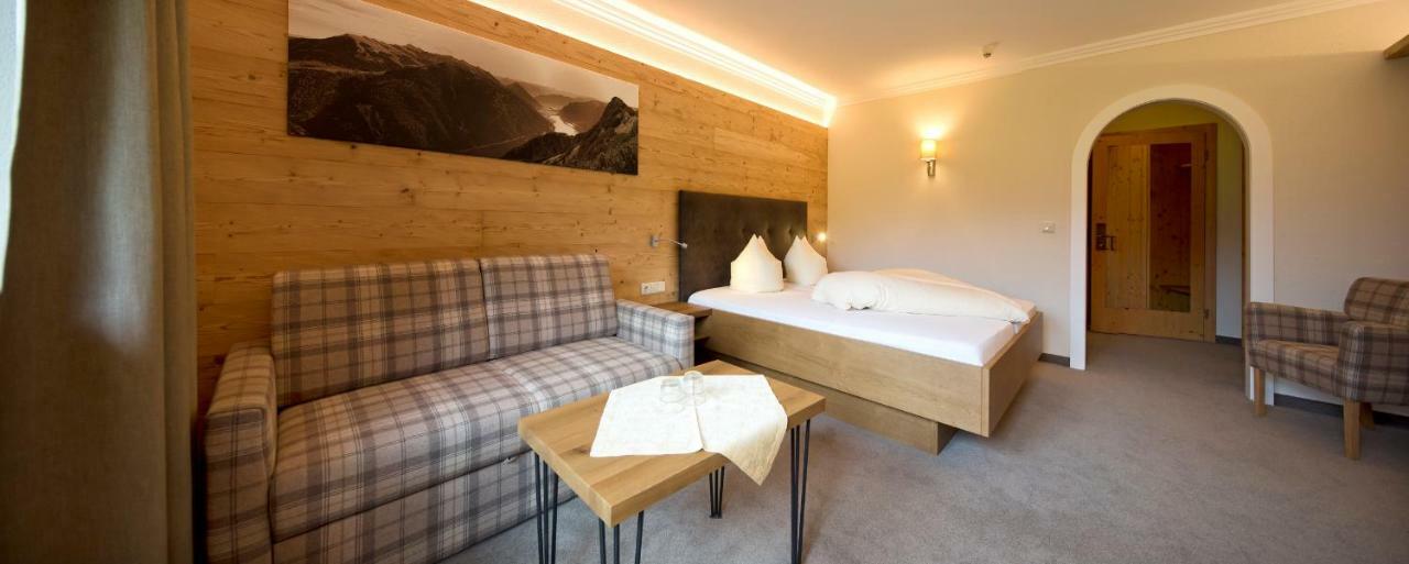 Hotel Bergland Пертизау Екстериор снимка