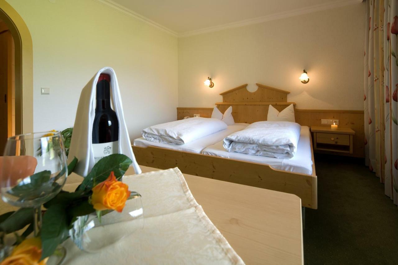 Hotel Bergland Пертизау Екстериор снимка